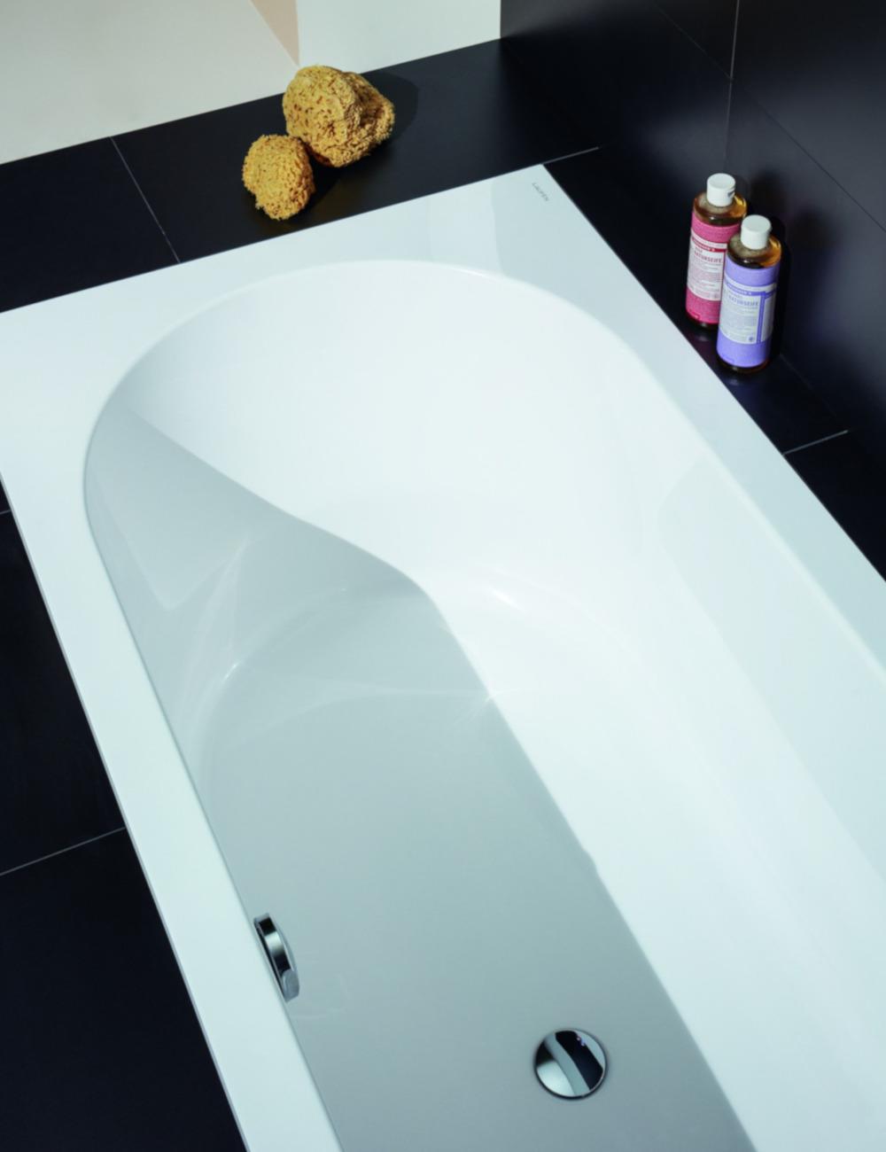 Badewanne aus Marbond aus der Kollektion Pro von Laufen